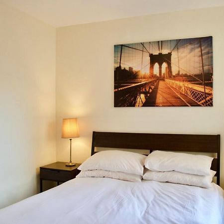 Modern 2 Bedroom City Centre Flat 爱丁堡 外观 照片