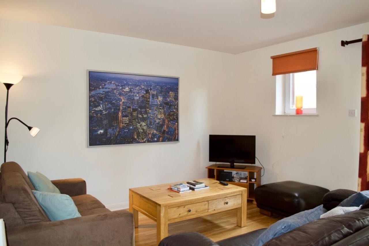 Modern 2 Bedroom City Centre Flat 爱丁堡 外观 照片