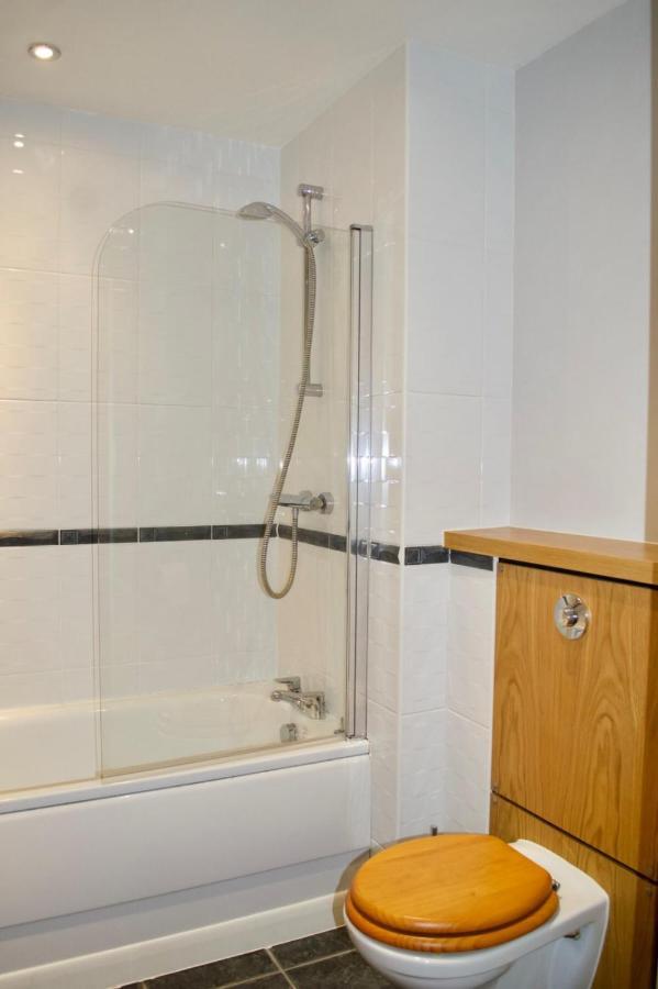 Modern 2 Bedroom City Centre Flat 爱丁堡 外观 照片